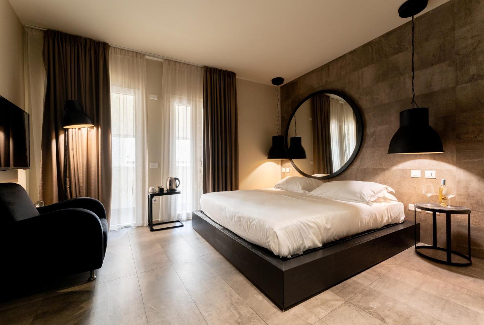 Neko Boutique Hotel Cagliari Esterno foto